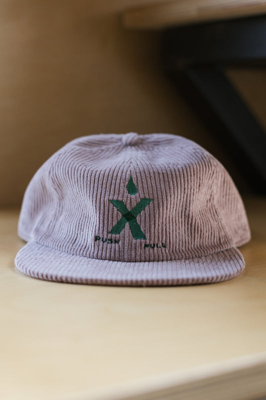 X CORDUROY HAT