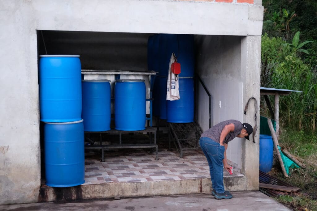 COLOMBIA EL MIRADOR HYDRO HONEY