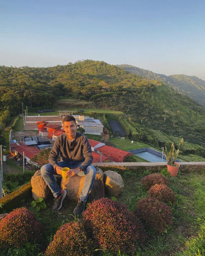 EL SALVADOR FINCA LOS PIRINEOS BLACK HONEY